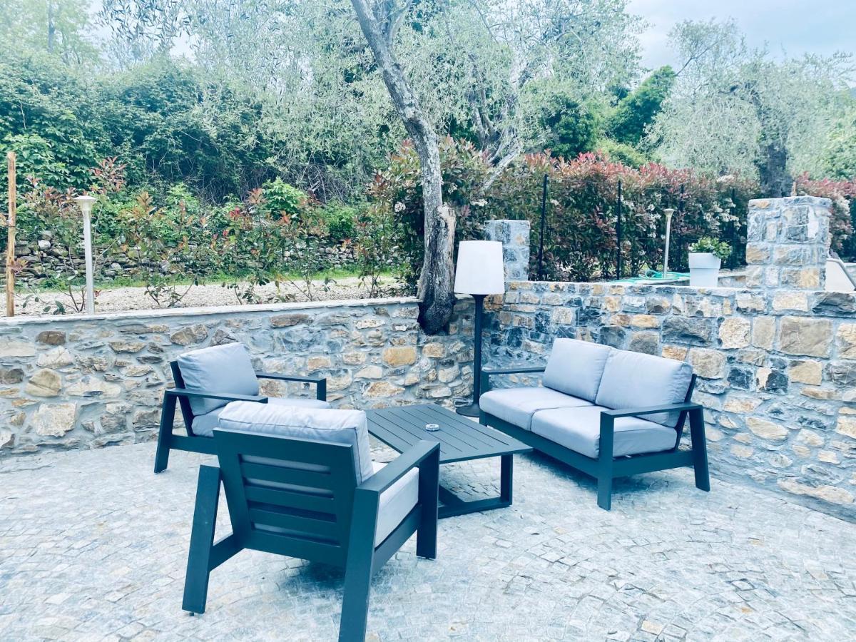 Casa Vacanze Gli Ulivi Borgomaro Bagian luar foto