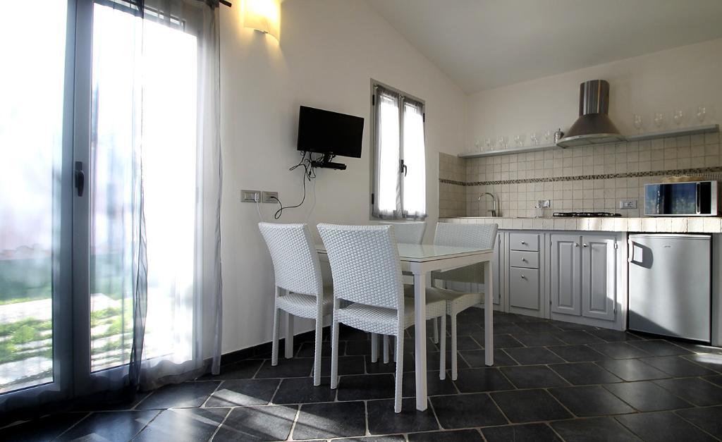 Casa Vacanze Gli Ulivi Borgomaro Bagian luar foto